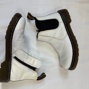 Dr. Martens Kids White Chelsea Boots 3Y